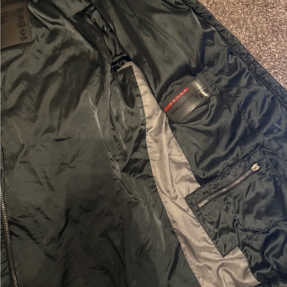 Prada puffy green winter jacket - Picture 3 of 12